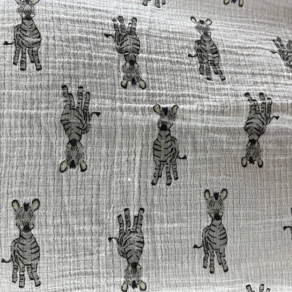 aden & anais White Gray Zebra Blanket Muslin 40x42